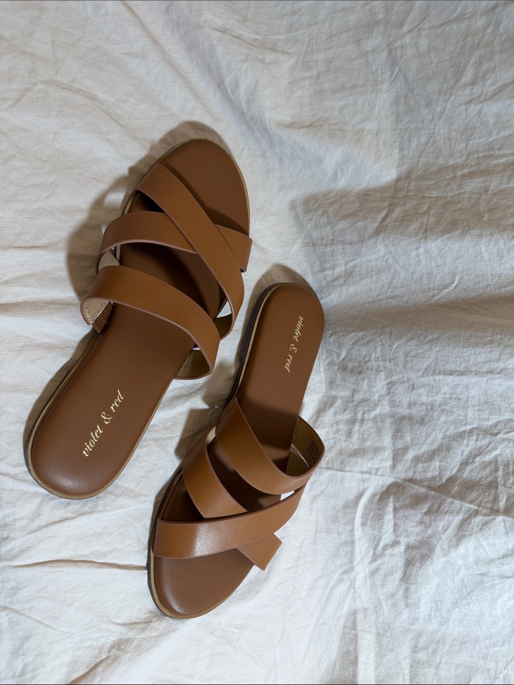 Violet & Red Women's Brown Crisscross Slide Sandals